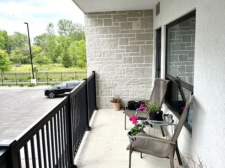 3320 Stella Cres #214 — Photo 10