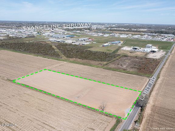 2nd image of 2111 Labit Rd