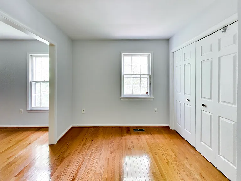 991 Farm Haven Dr — Photo 32