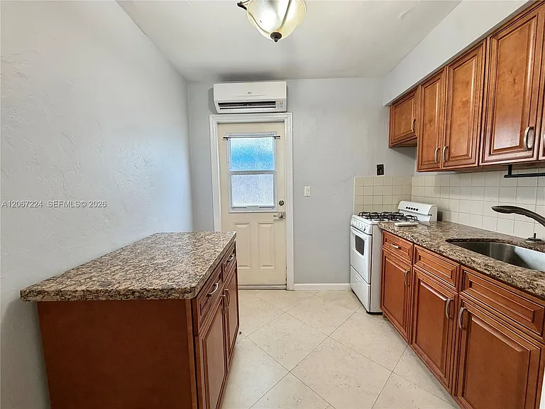 4213 El Mar Dr #2 — Photo 3