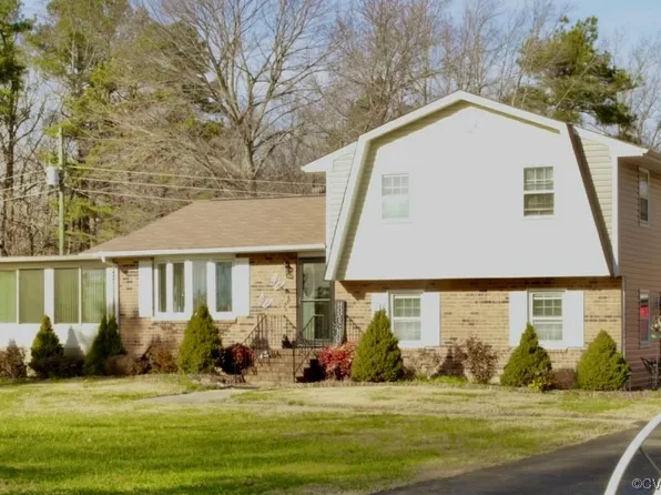 19016 Turkey Egg Rd, Dinwiddie, VA 23841