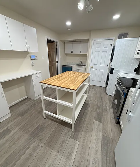5916 Ewing Pl #BASEMENT — Photo 10