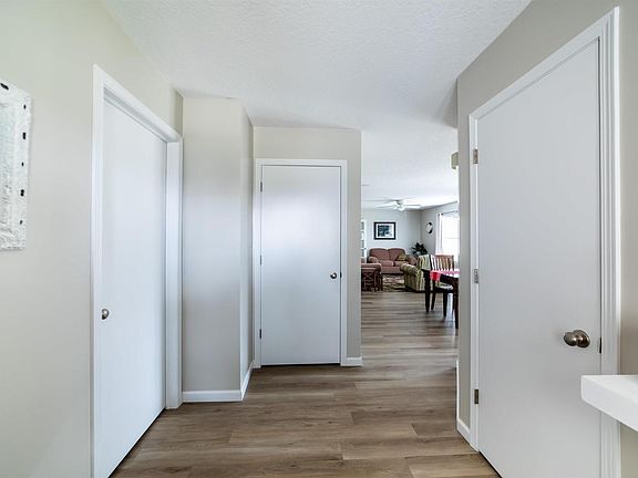 5th image of 2210 E 58th St