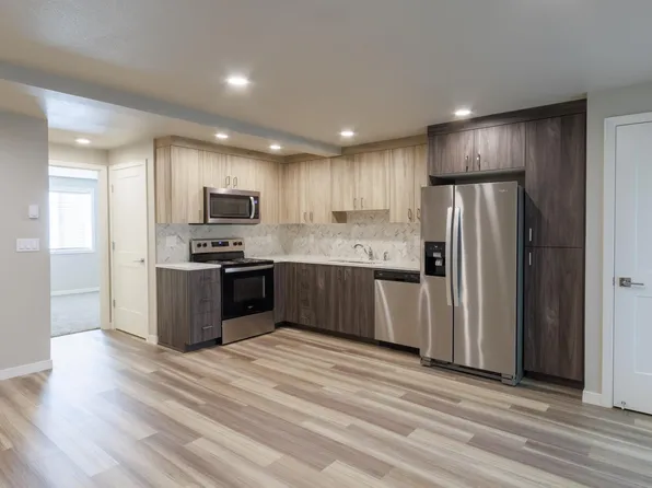 204 NW 9th St #2, Corvallis, OR 97330