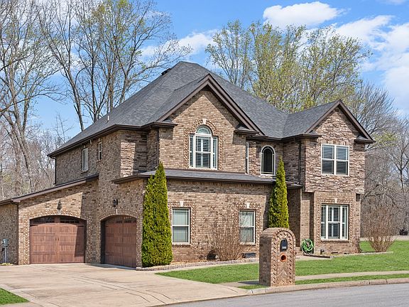2nd image of 2531 Everwood Ct