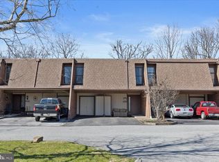 605 Cedar Ridge Ln, Mechanicsburg, PA