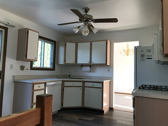 4th image of 151 Caribou Dr