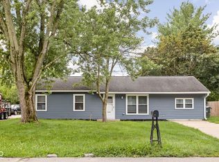 141 Meadow Pl, Hope, IN 47246