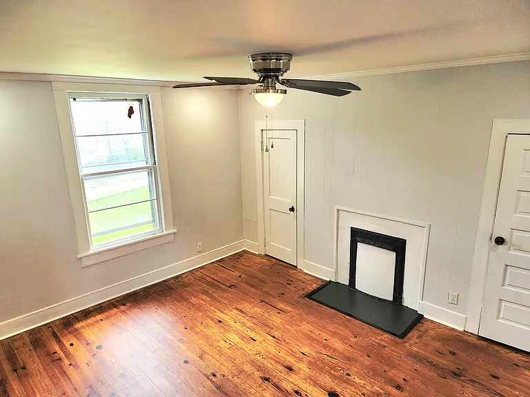 901 Cline St — Photo 13