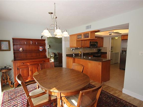 5th image of 1655 S Highland Ave APT I179