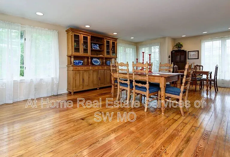 4810 E Farm Road 132 — Photo 3