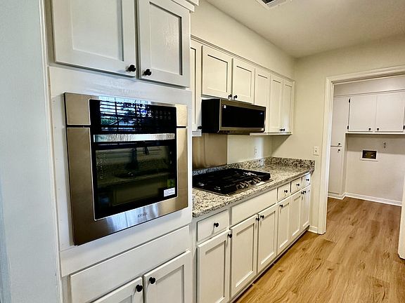4th image of 12309 Keats Pl