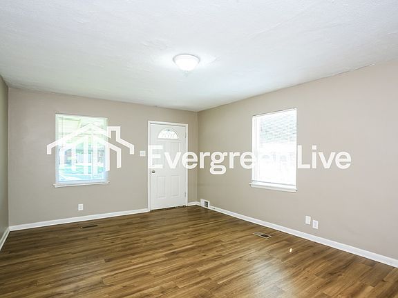 4th image of 214 S Gladstone Ave