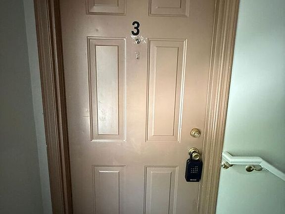 2nd image of 2824 Ryan Cir APT 3