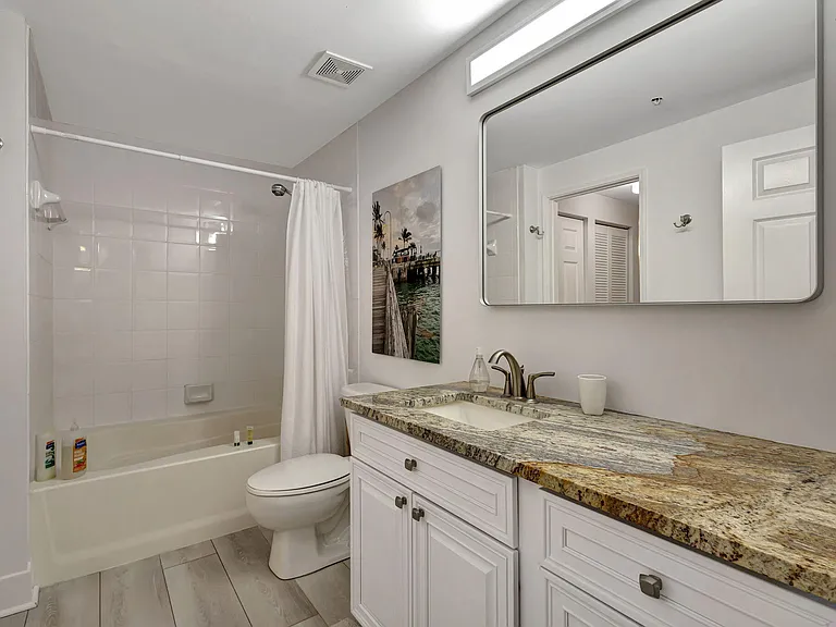630 Sapodilla Ave #223 — Photo 22