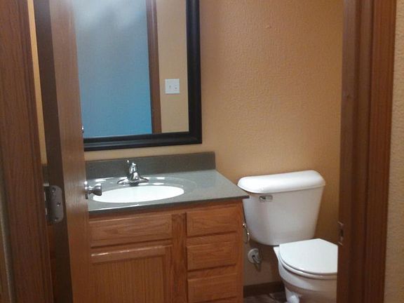 1/2 bath