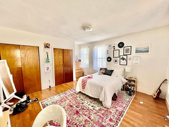5th image of 16 Fleet St APT 5