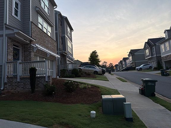 5th image of 674 Crosshaven Dr
