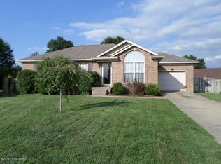 7903 Jennifer Ridge Pl, Louisville, KY 40258