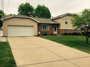 34 Maple Shade Dr, Marietta, OH 45750