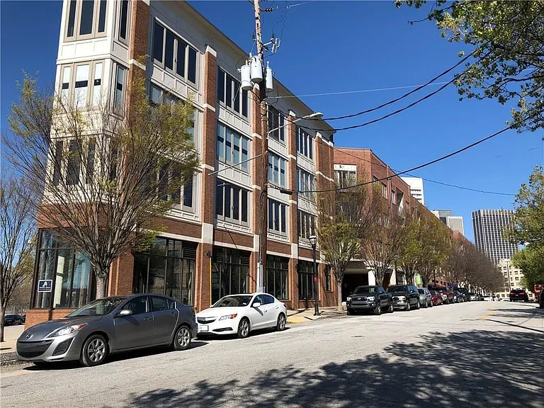 333 Nelson St SW #201 — Photo 26