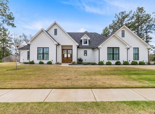 12169 Oak Grove Dr, Tyler, TX 75706