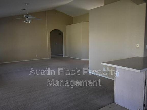 3rd image of 2282 E San Tan Dr