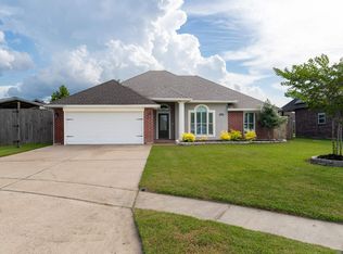 123 Chartres Ct, La Place, LA 70068