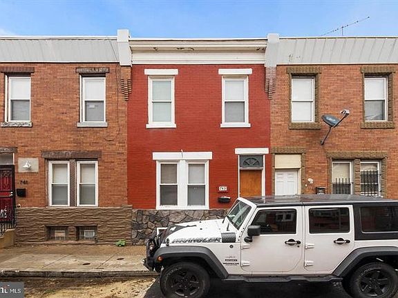 2nd image of 743 E Willard St
