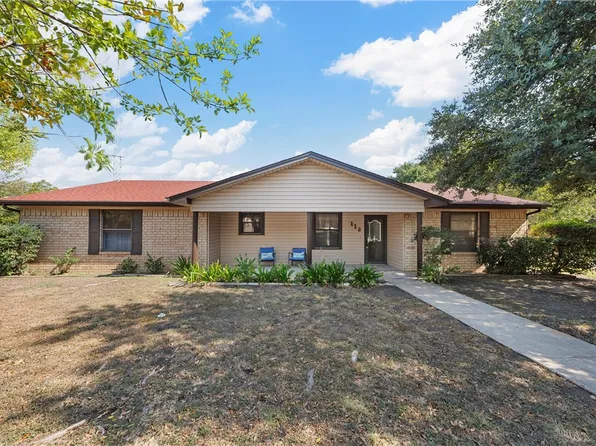 112 Woodforest Dr, Elm Mott, TX 76640