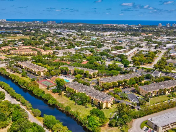 450 NW 20th St 106, Boca Raton, FL 33431