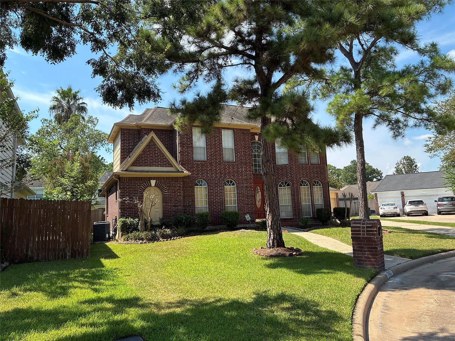 5 bed, 3.5 bath, 3108 sqft, $2,750 — Photo 4