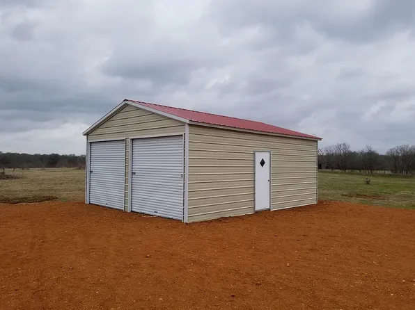 1868 Fm 20, Red Rock, TX 78662