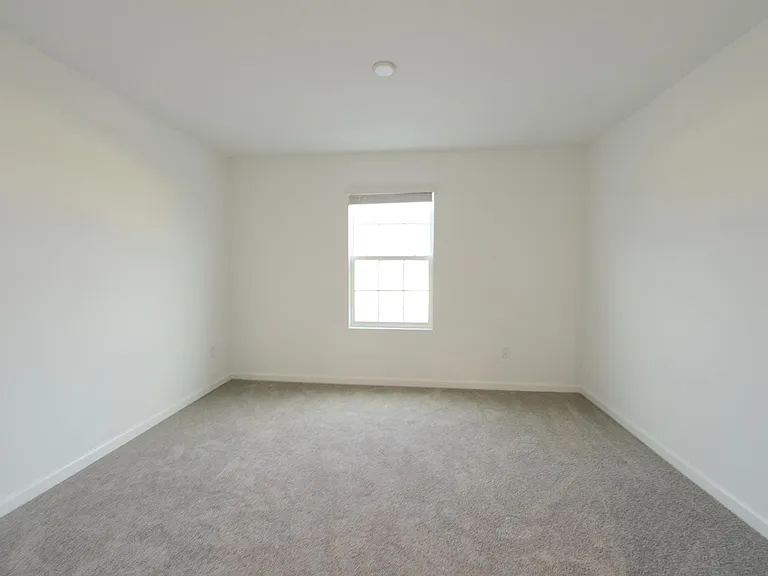 1180 Lakeshore Breeze Pl — Photo 15