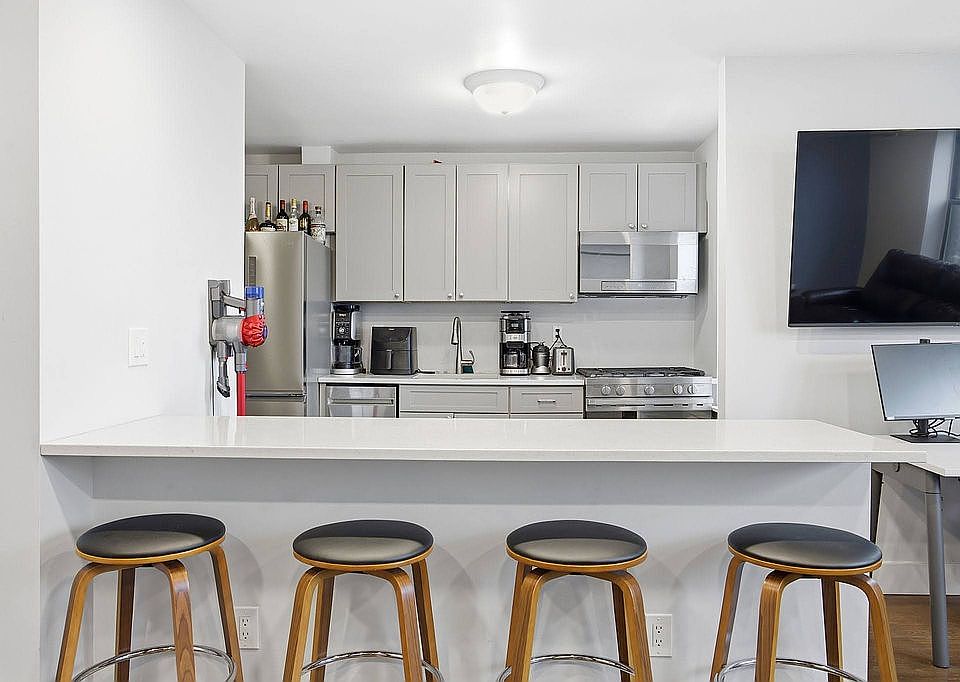 1st image of 20 89th St #5E