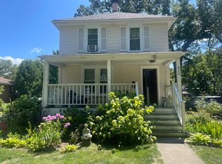 612 Glenview Ave, Highland Park, IL 60035