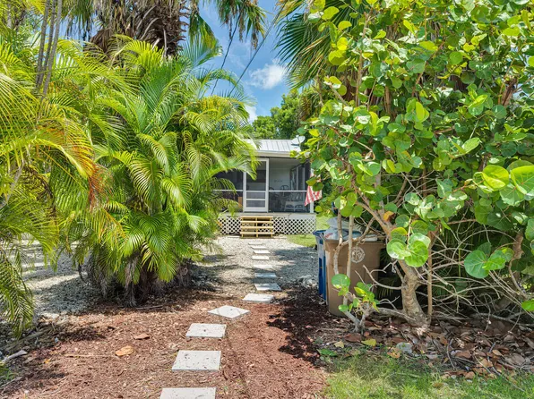 30461 Poinciana Rd, Big Pine Key, FL 33043