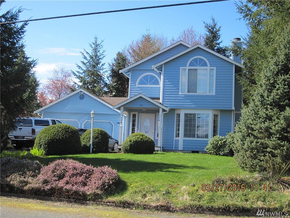 1st image of 438 Lake Louise Dr SW