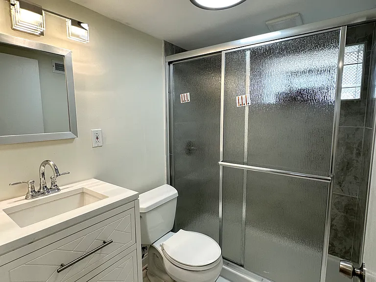 4535 N Moody Ave #B — Photo 6
