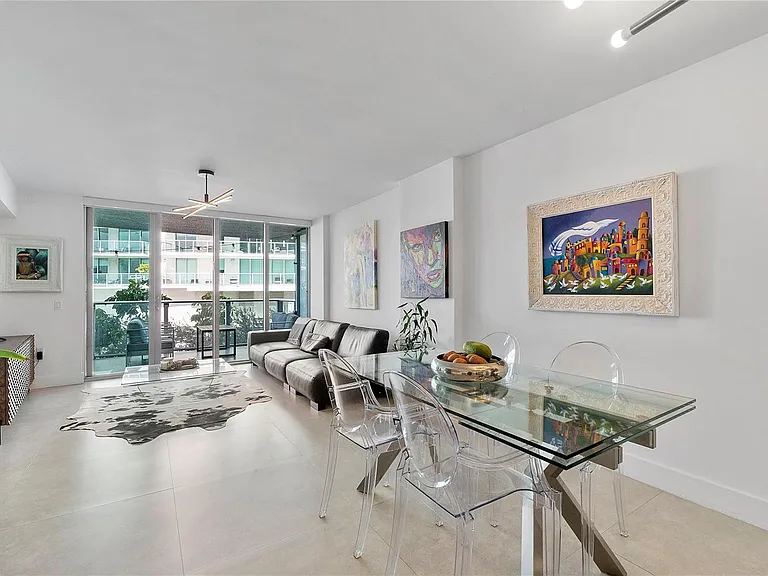 6620 Indian Creek Dr #315 — Photo 10