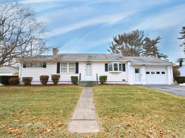 6 Donald Ave, Quaker Hill, CT 06375