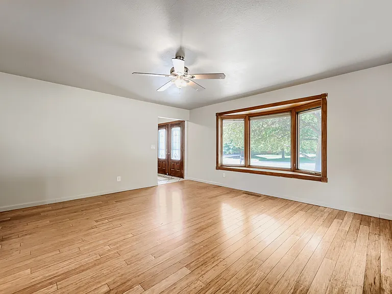 2821 E Serendipity Cir — Photo 4