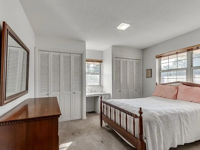 629 Montreal Dr — Photo 15