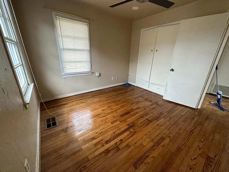 2336 Westlawn Pl — Photo 6