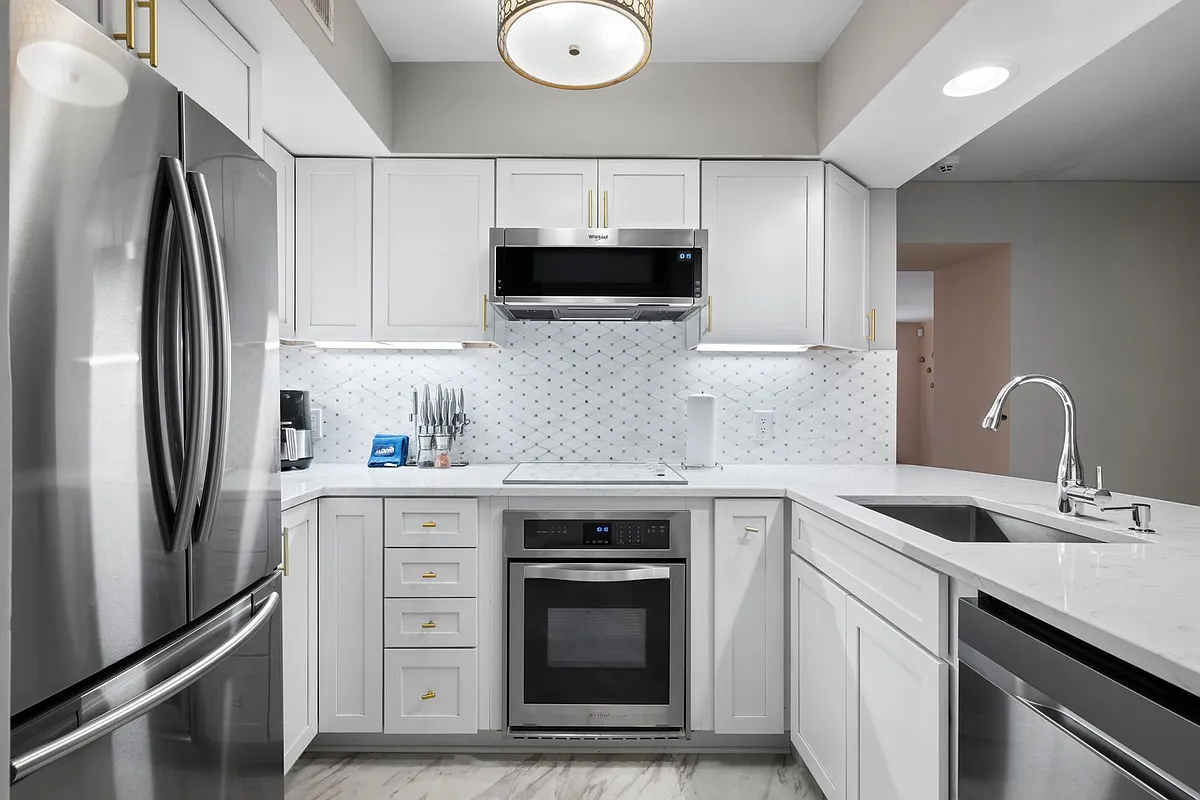 Building Photo - 55 Ashley Ave #6
