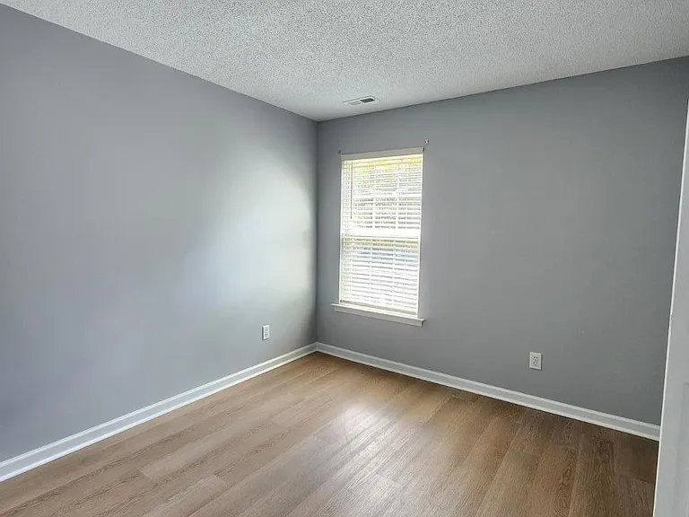 806 Homestead Park Dr — Photo 16