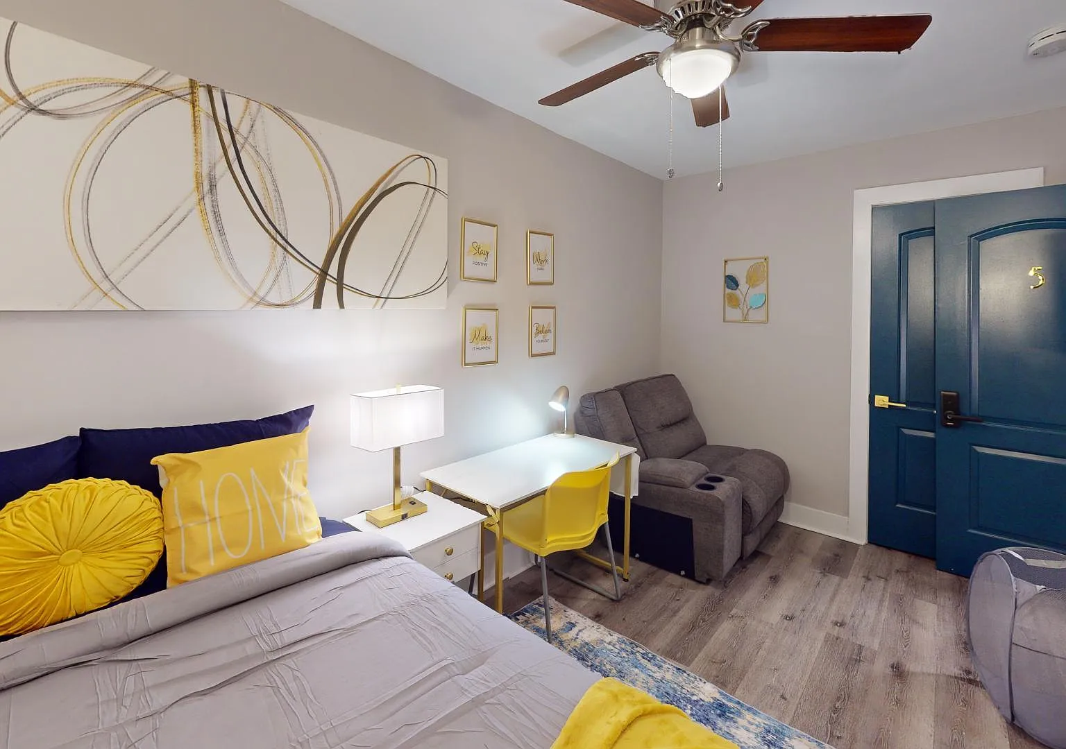 4 bed, 2.0 bath, 1200 sqft, $854 — Photo 1