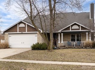 6887 Charlesgate Rd, Dayton, OH 45424