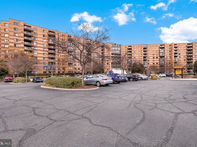 8380 Greensboro Dr APT 221, Mc Lean, VA, 22102