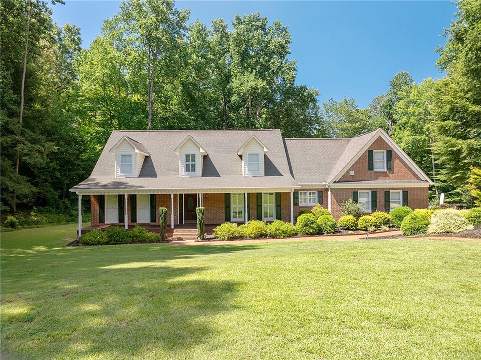 1st image of 208 Cedar Dale Dr